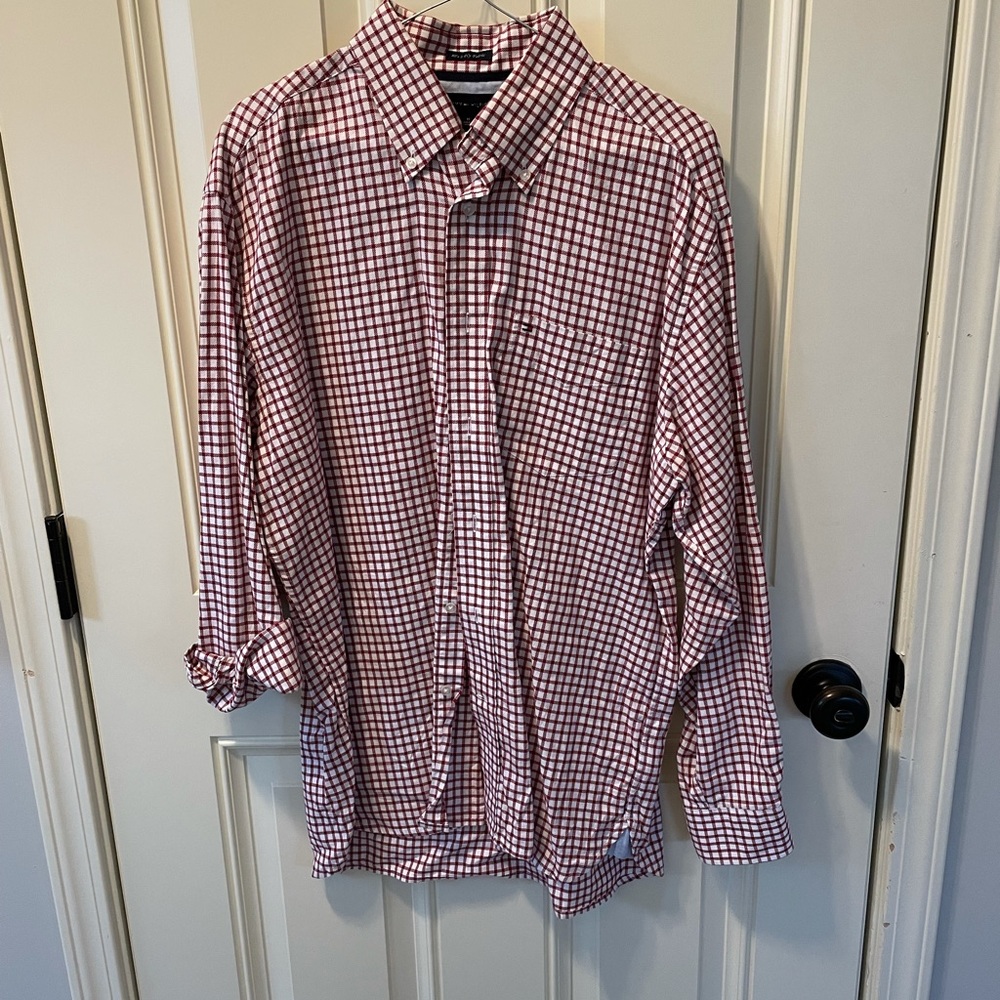Tommy Hilfiger Men’s button down top